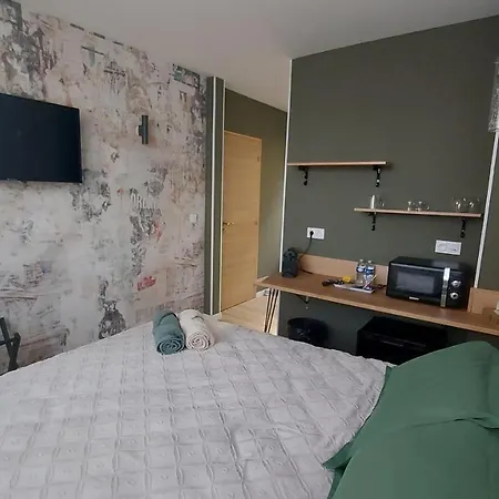 Dandy - Chambre Tout Confort Centre-Ville Nogent-Le-Rotrou Exterior foto